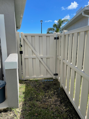 Fence Washing in Viera, Florida